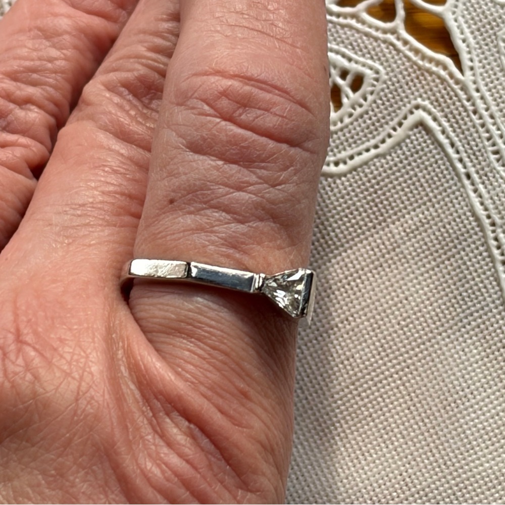 925 silver CZ, geometric profile, size 9 Early 90s